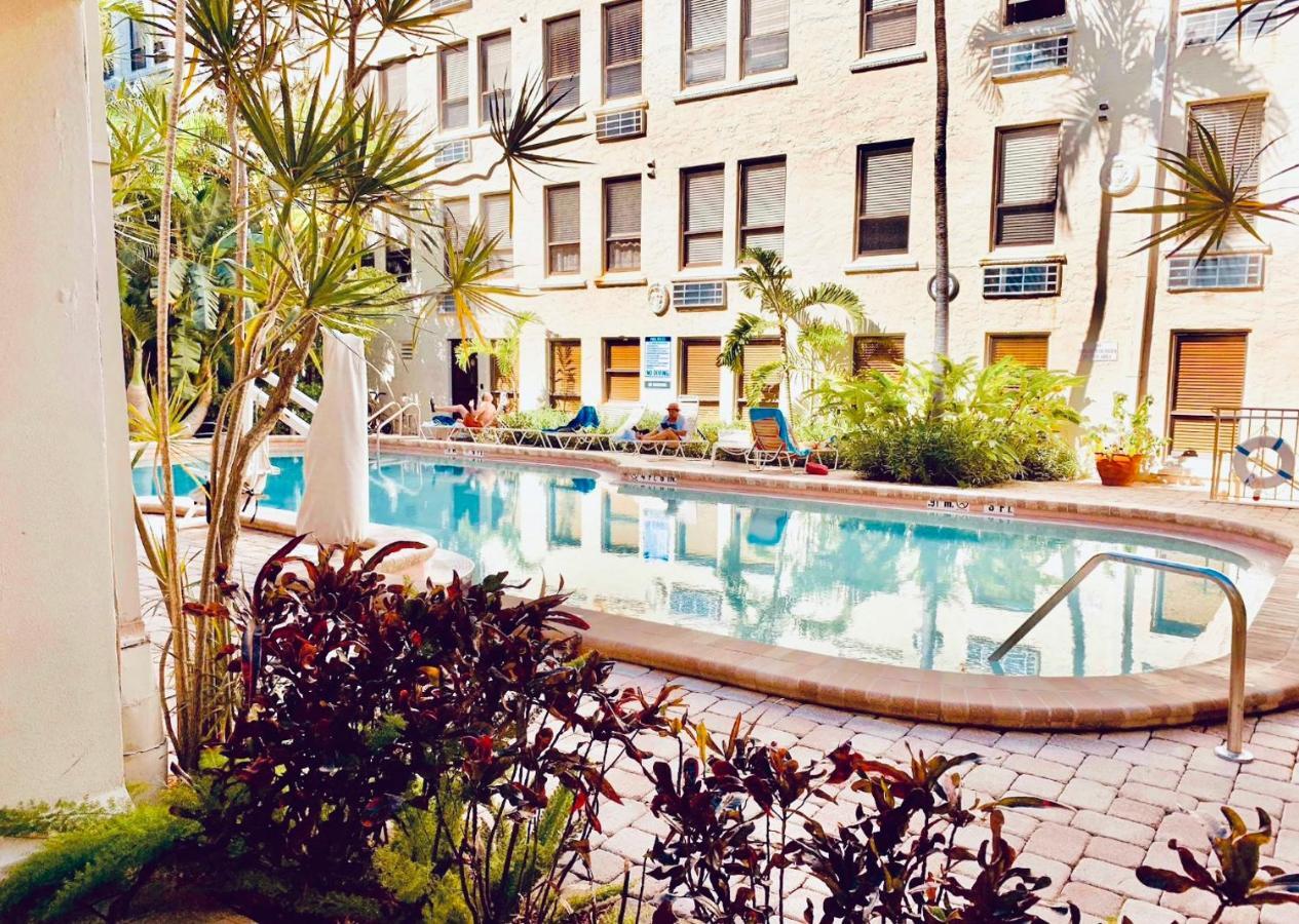 Cozy Studio In The Heart Of The Palm Beach Island - Free Valet Service Esterno foto